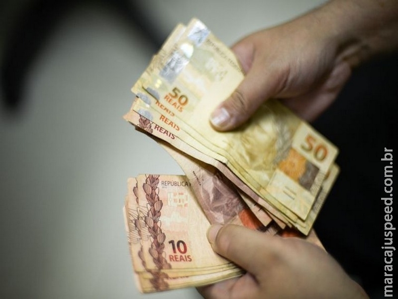 Governo aumenta para R$ 1.006 previsão para salário mínimo em 2019 Governo aumenta para R$ 1.006 previsão para salário mínimo em 2019