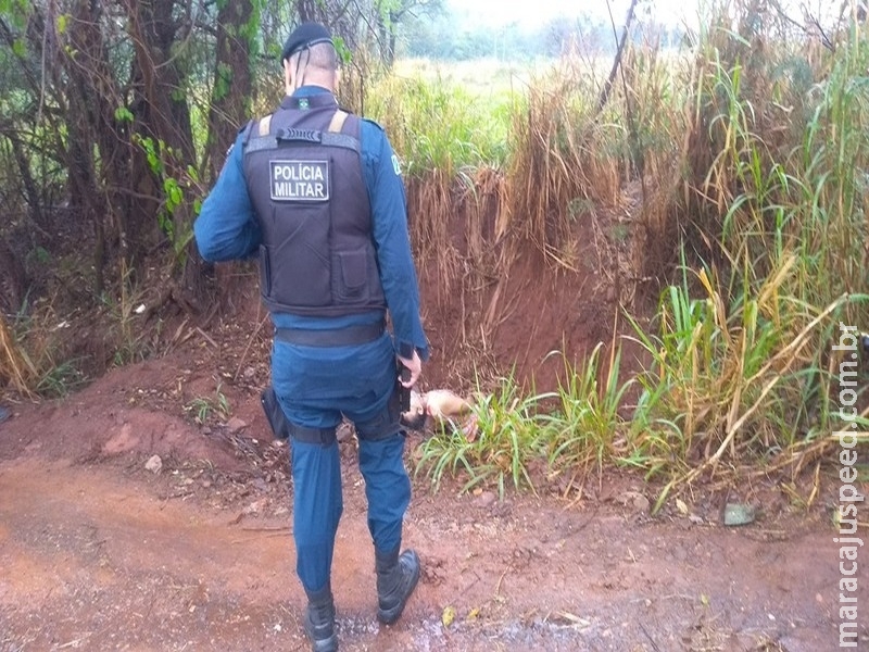 Homem é encontrado morto com corte na garganta Homem é encontrado morto com corte na garganta