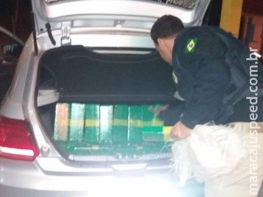 Jovens de 19 e 15 anos são flagrados com 160 quilos de maconha pela PRF