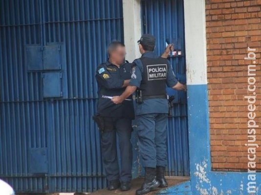 Juiz militar decreta prisão preventiva de PMs flagrados com eletrônicos Juiz militar decreta prisão preventiva de PMs flagrados com eletrônicos