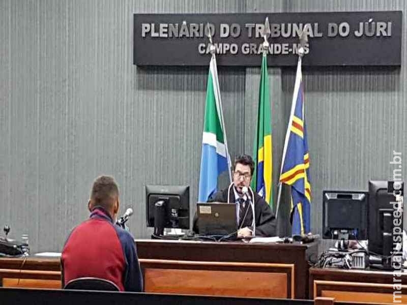 Mecânico é condenado por homicídio privilegiado após matar para defender irmãs