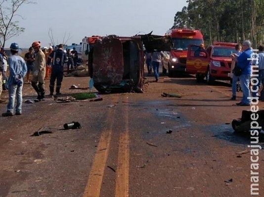 Morto em acidente entre caminhão e caminhonete tinha 21 anos