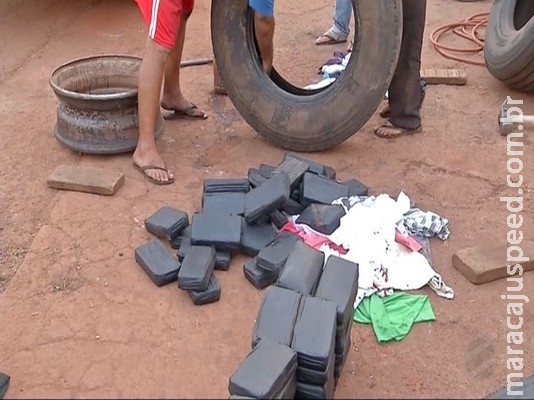 Motorista é preso em MS com 159,5 quilos de cocaína que levaria para p RS dentro de pneus
