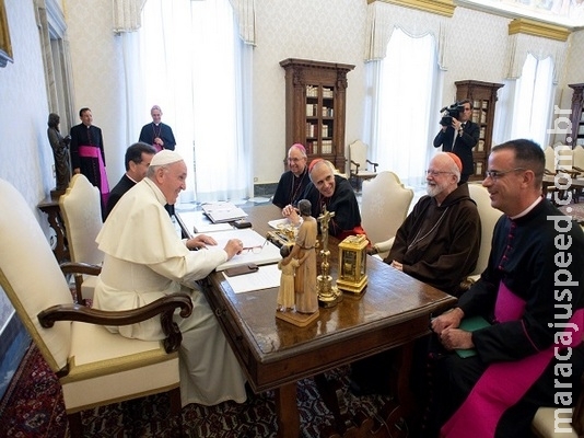 Papa Francisco recebe bispos americanos após denúncias de abusos sexuais nos EUA Papa Francisco recebe bispos americanos após denúncias de abusos sexuais nos EUA