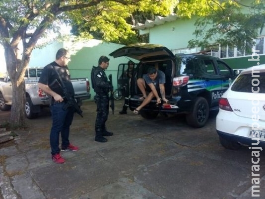 Polícia prende quadrilha que roubava caminhões e levava para o Paraguai