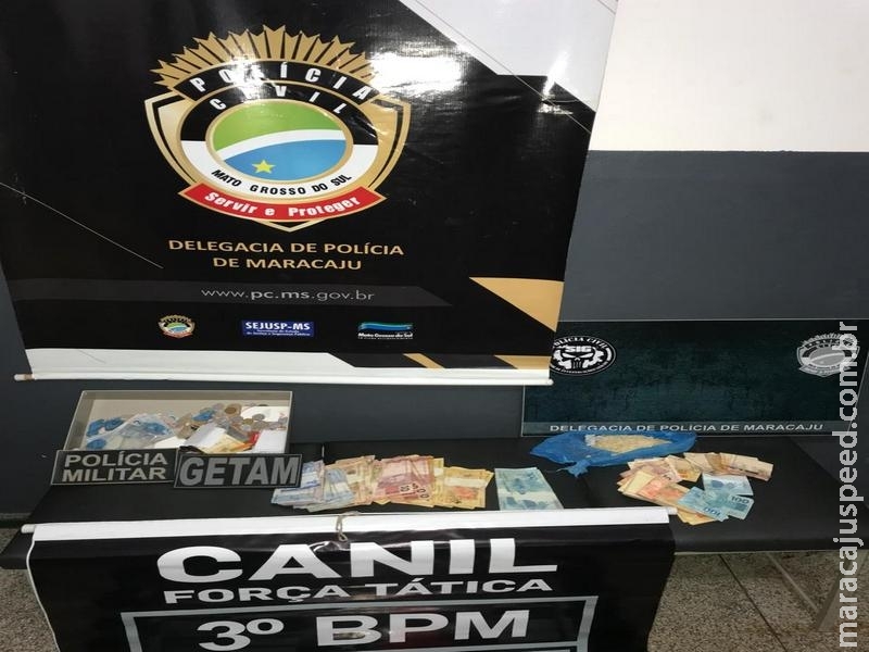 Polícias Civil e Militar deflagram Operação Viribus, prendem 05 pessoas e apreendem drogas e aparelhos celulares furtados Polícias Civil e Militar deflagram Operação Viribus, prendem 05 pessoas e apreendem drogas e aparelhos celulares furtados
