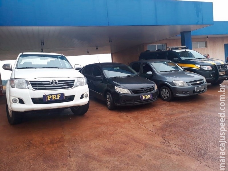 PRF prende 3 homens e recupera na BR 463 caminhonete roubada