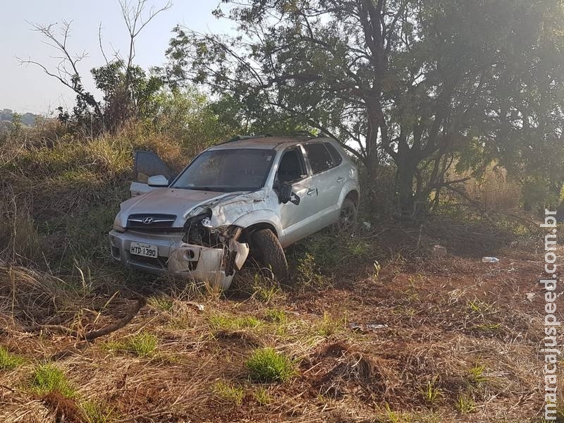 PRF prende quatro traficantes após perseguição e capotamento em Campo Grande PRF prende quatro traficantes após perseguição e capotamento em Campo Grande