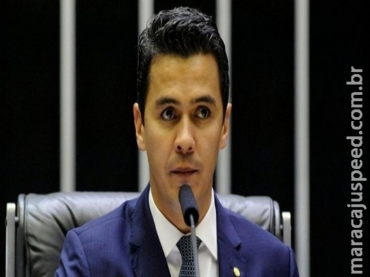 Projeto isenta próteses articulares do Imposto de Importação Projeto isenta próteses articulares do Imposto de Importação