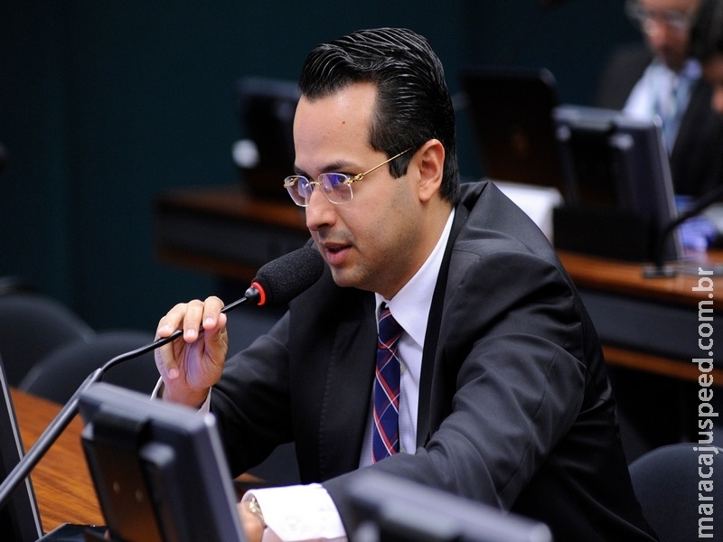 Projeto proíbe instalação de agências bancárias em áreas residenciais Projeto proíbe instalação de agências bancárias em áreas residenciais