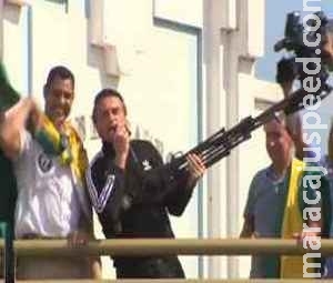PT processa Bolsonaro no STF por vídeo que sugere fuzilar “petralhas” PT processa Bolsonaro no STF por vídeo que sugere fuzilar “petralhas”