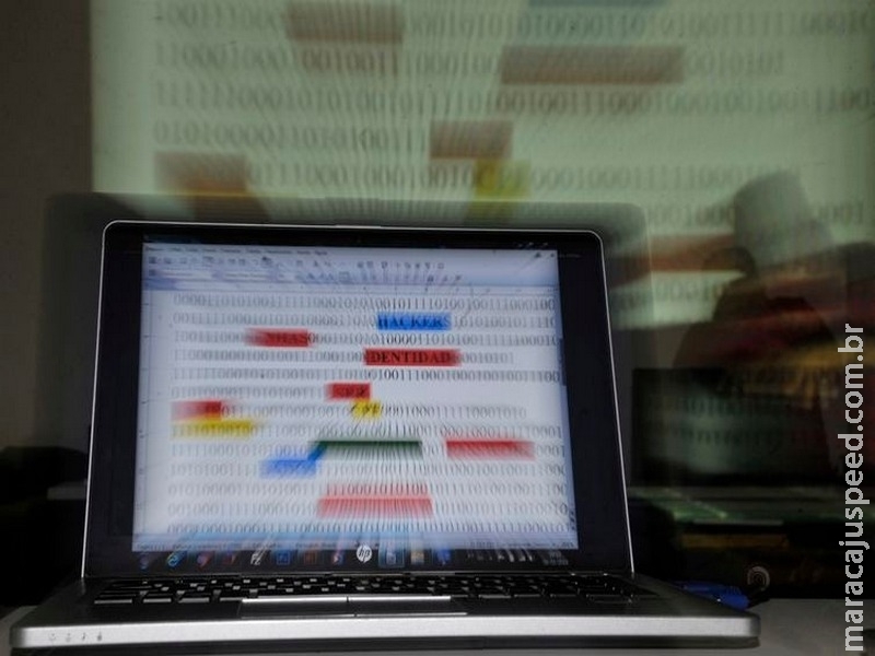 Site recebe denúncias de mensagens de ódio e discriminação Site recebe denúncias de mensagens de ódio e discriminação
