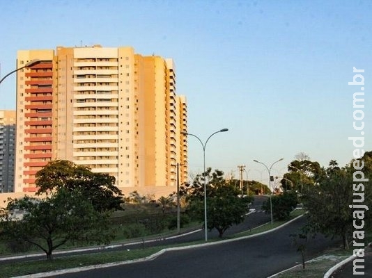 Tempo seco continua e sábado promete ser quente com máximas de 35°C em MS Tempo seco continua e sábado promete ser quente com máximas de 35°C em MS