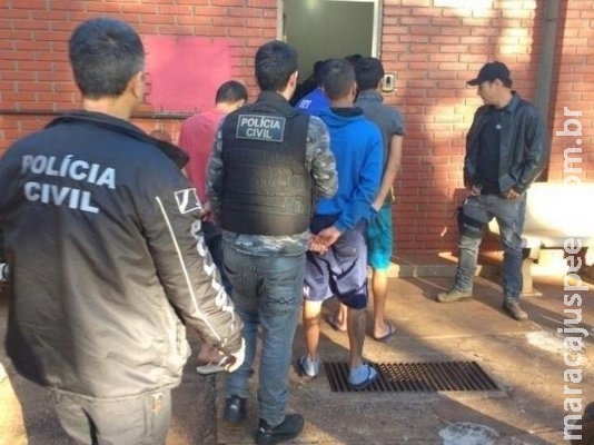 Acusado de estupro, idoso é espancado até a morte em delegacia Acusado de estupro, idoso é espancado até a morte em delegacia