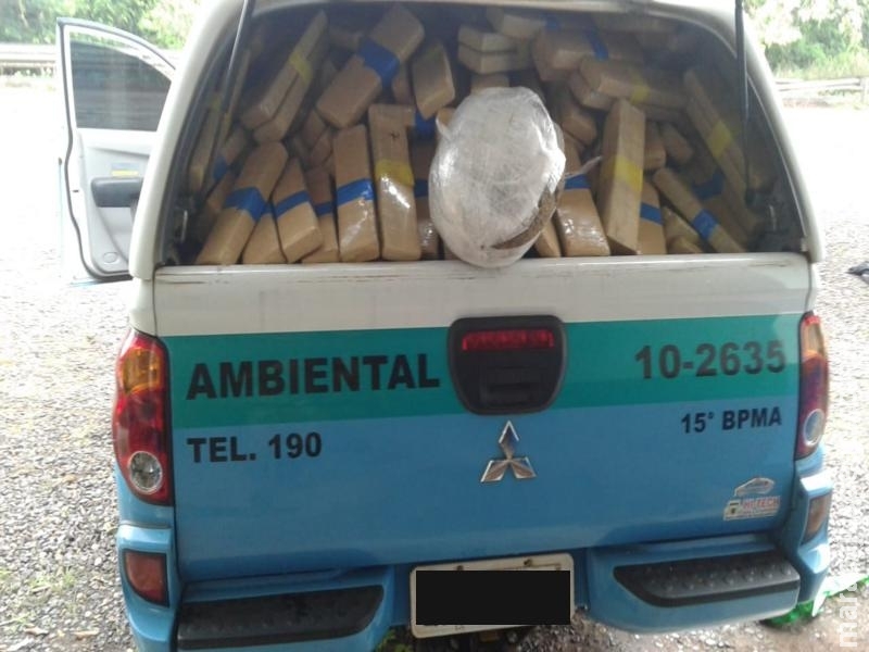 Anaurilândia: PMA prende paulistano com 812 kg de drogas em veículo de luxo Anaurilândia: PMA prende paulistano com 812 kg de drogas em veículo de luxo