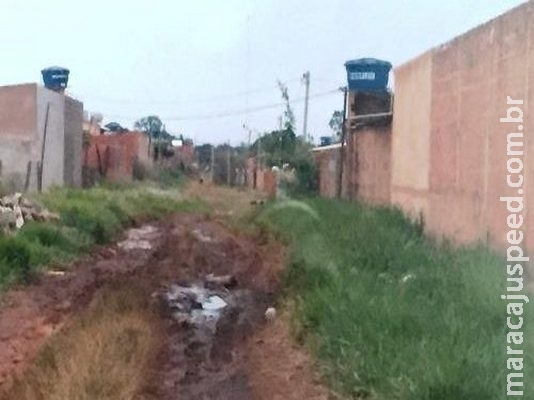 ‘Bombom’ é ferida com golpes de machado na cabeça e joelho durante tentativa de assalto