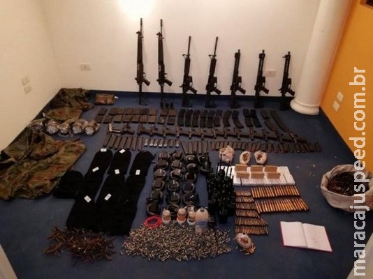 Brasileiros são presos com armamento de guerra em 