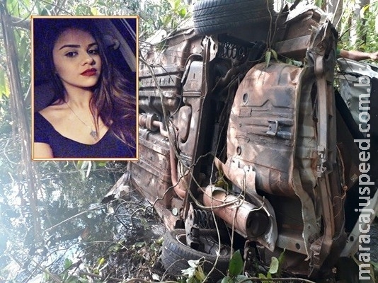 Carro conduzido por menor capota e mata jovem de 14 anos