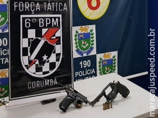 Com 2 armas, homem segue ex-mulher e atira no atual namorado