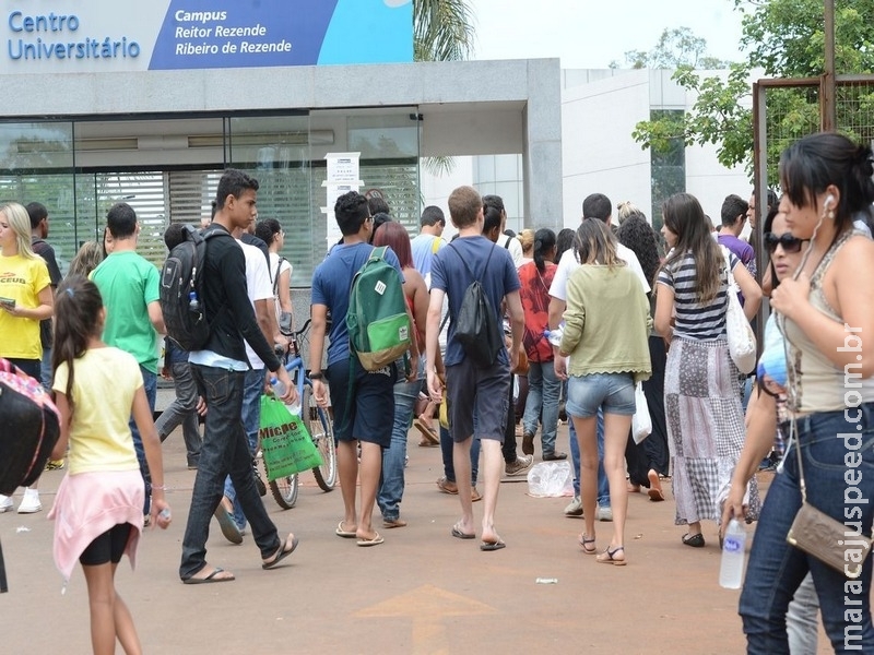 Horário de verão vai começar no mesmo dia da primeira prova do Enem Horário de verão vai começar no mesmo dia da primeira prova do Enem