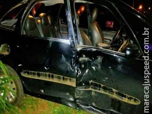 Motociclista sem CNH bate em carro e deixa criança de 10 anos em estado grave Motociclista sem CNH bate em carro e deixa criança de 10 anos em estado grave