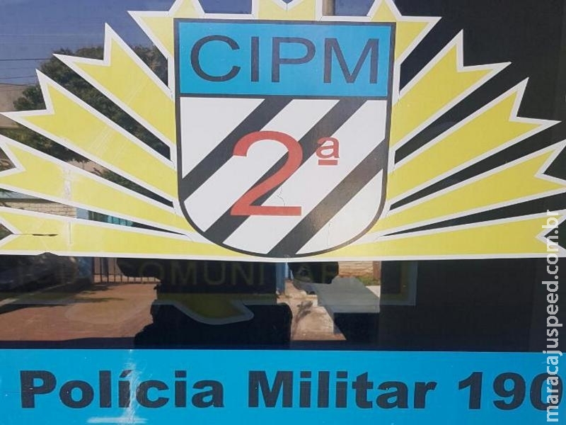 Polícia Militar de Maracaju prende mulher por crime eleitoral propaganda de "Boca de urna" Polícia Militar de Maracaju prende mulher por crime eleitoral propaganda de "Boca de urna"