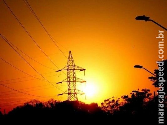 Preço da conta de luz cai em novembro devido às chuvas em MS