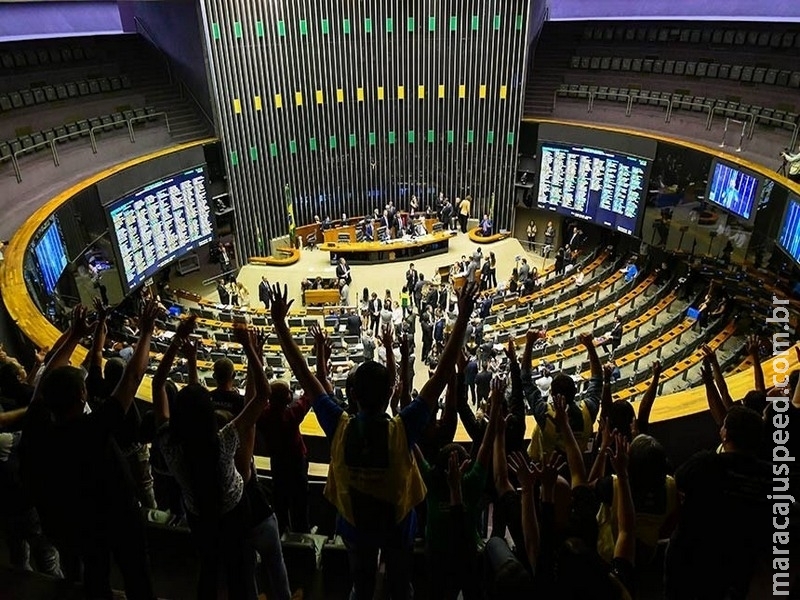 Promulgado reajuste do piso de agentes comunitários de saúde Promulgado reajuste do piso de agentes comunitários de saúde