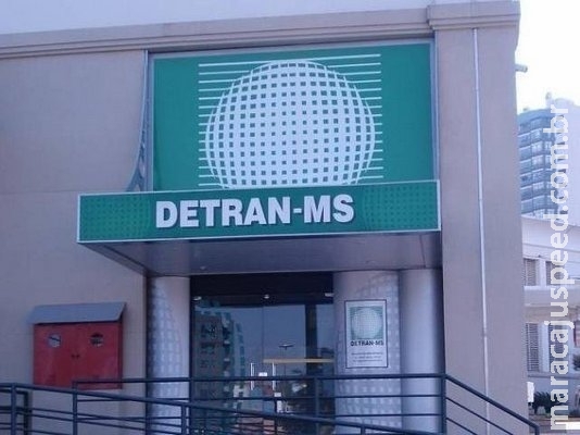 Vetada lei que permitiria recorrer de multa de trânsito pela internet