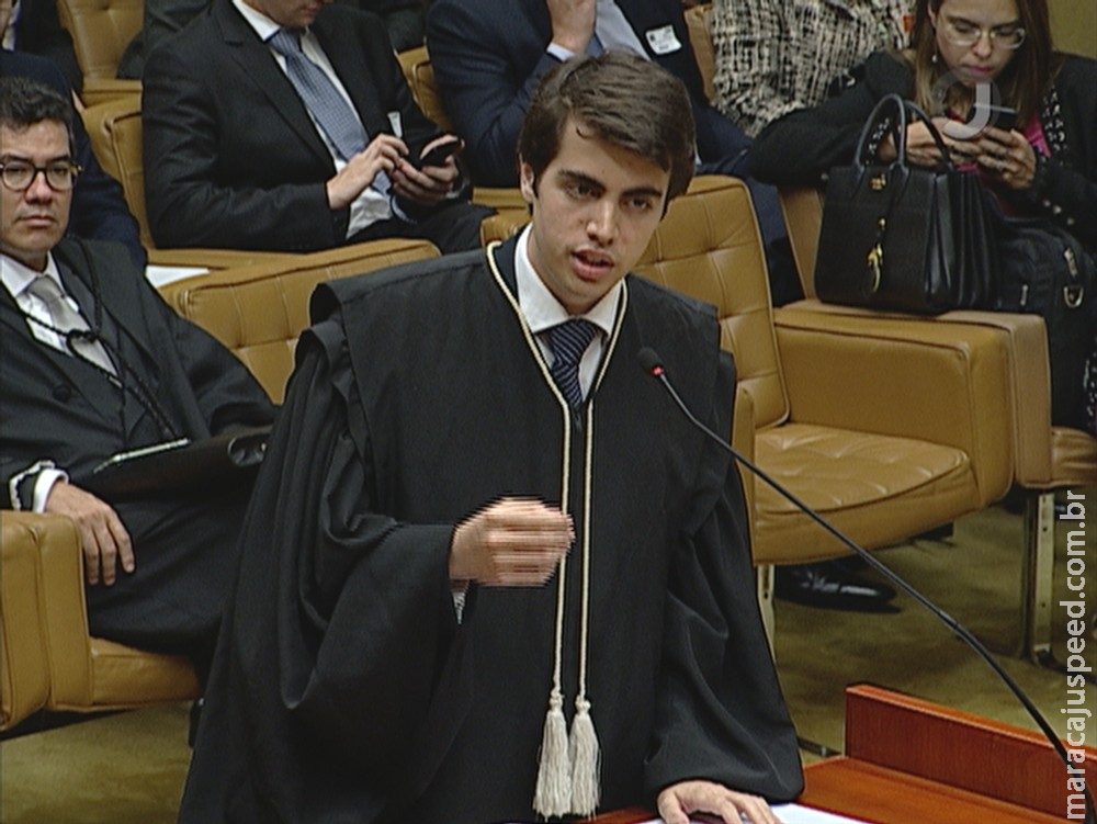 Aos 18 anos, advogado de Brasília é mais jovem do país a defender caso na tribuna do STF Aos 18 anos, advogado de Brasília é mais jovem do país a defender caso na tribuna do STF