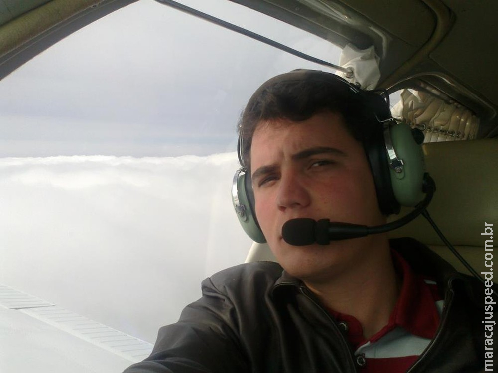 Após duas cirurgias plásticas, piloto que resistiu à queda de avião apresenta infecção e continua na UTI