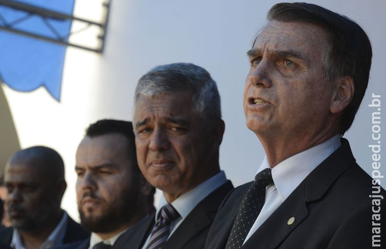 Bolsonaro diz que não fará acordos que prejudiquem agronegócio Bolsonaro diz que não fará acordos que prejudiquem agronegócio