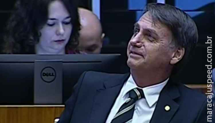 Bolsonaro promete que não haverá contingenciamento para Forças Armadas Bolsonaro promete que não haverá contingenciamento para Forças Armadas