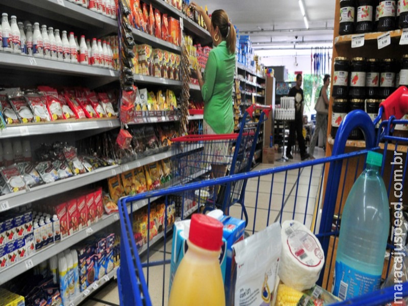 Brasil vai reduzir 144 mil toneladas de açúcar em alimentos e bebidas