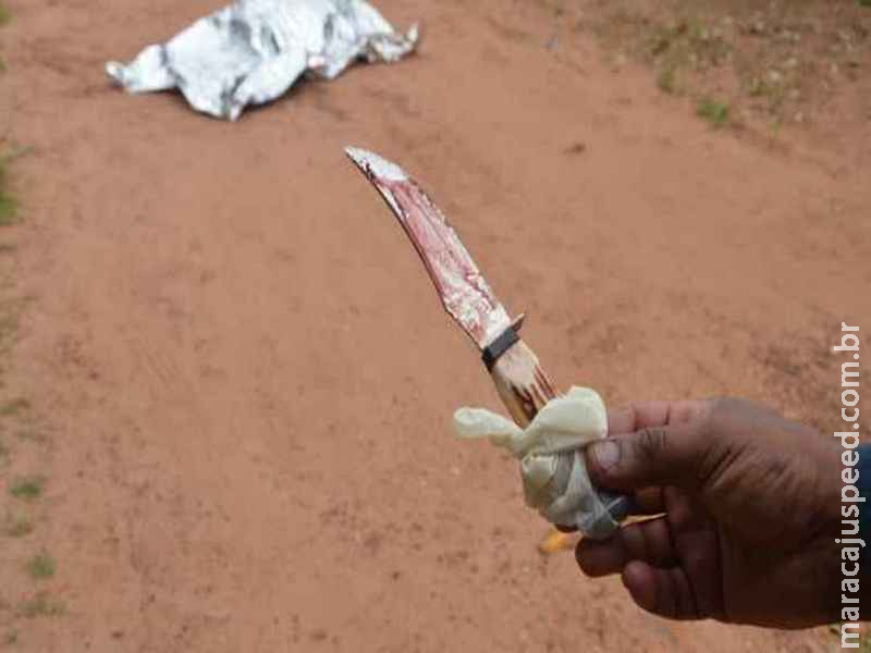 Briga entre mulheres por causa de dinheiro emprestado acabou com uma morta esfaqueada Briga entre mulheres por causa de dinheiro emprestado acabou com uma morta esfaqueada