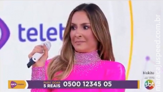 Claudia Leitte diz que ficou constrangida com atitude de Silvio Santos