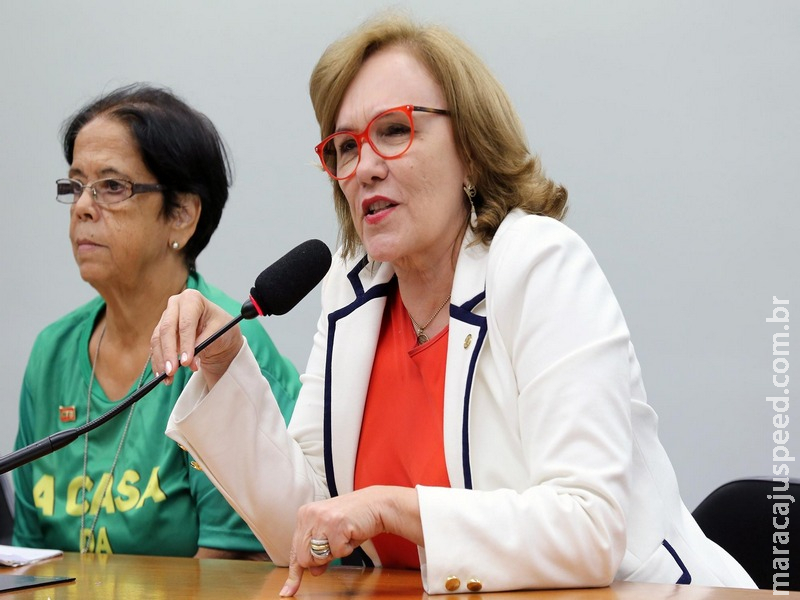 Comissão aprova projeto que veda discriminação contra pessoas portadoras de hepatites virais