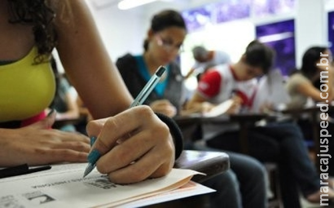 Ensino médio poderá ter de 20% a 30% da carga horária a distância