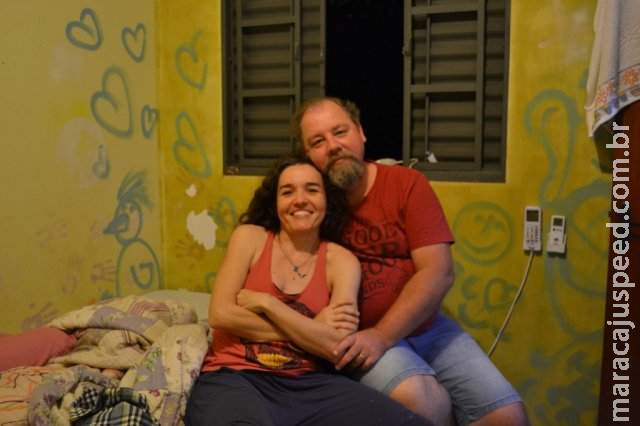 Entre a calma e a inquietude, casal viu nas diferenças o segredo para o amor