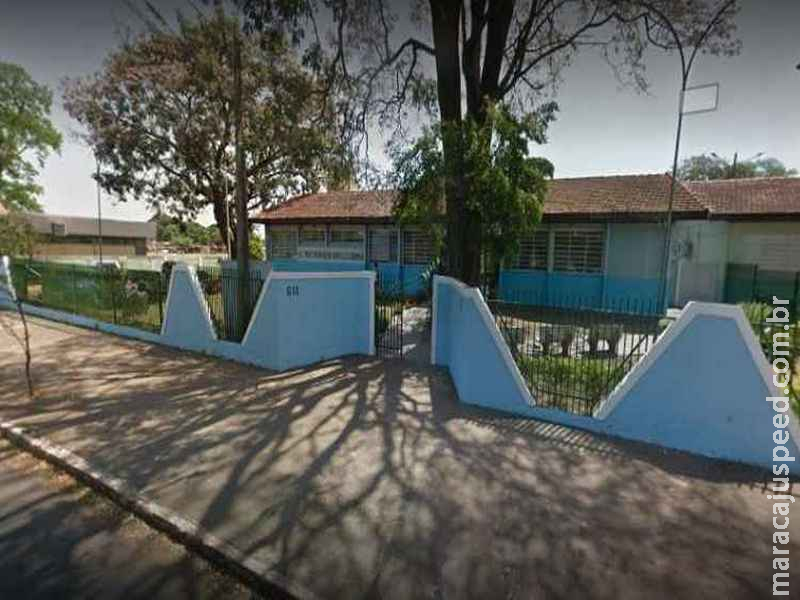 Escola estadual deixa de oferecer ensino médio e revolta pais de alunos