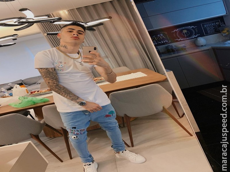 Kevinho posta mensagem após ferimento no rosto: Kevinho posta mensagem após ferimento no rosto:
