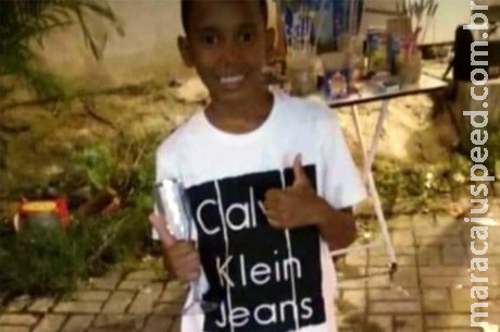  Menino é morto com tiro no peito enquanto soltava pipa