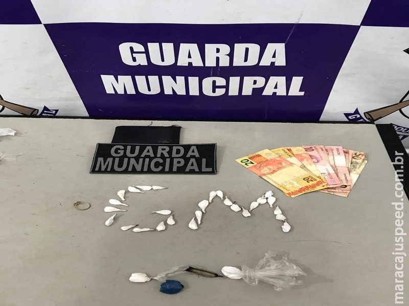 Menores são apreendidos por tráfico de drogas