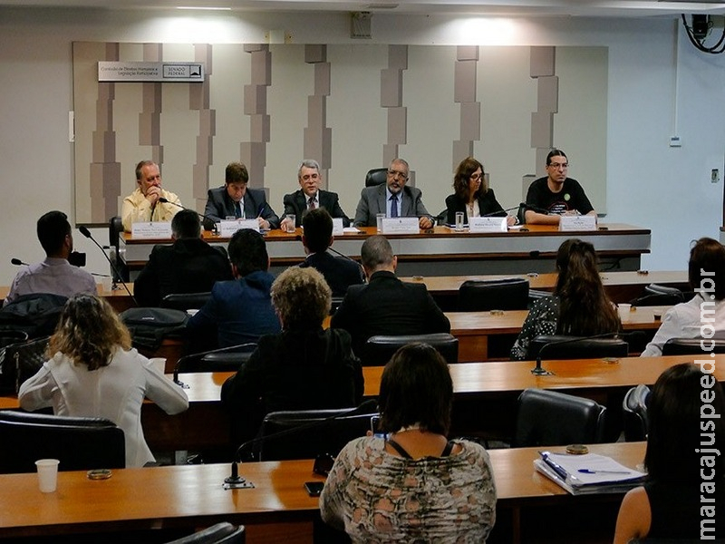 Primeiro ano da reforma trabalhista não trouxe ganho a trabalhador, indica debate Primeiro ano da reforma trabalhista não trouxe ganho a trabalhador, indica debate