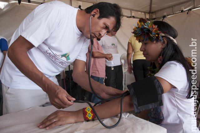 Saúde de índios é a mais afetada pela retirada dos médicos cubanos de MS