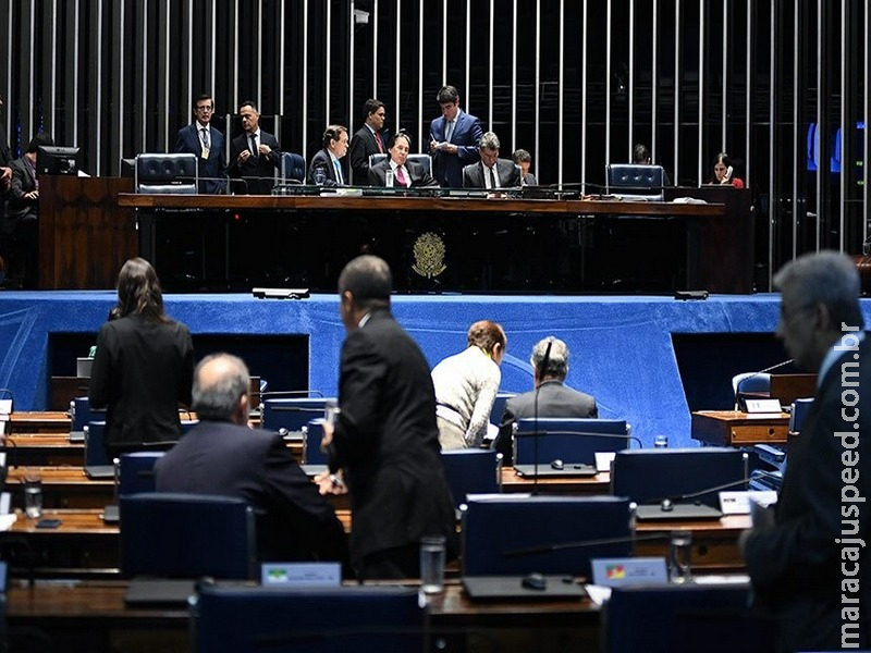 Aprovado projeto que obriga notificação de faltas escolares ao conselho tutelar