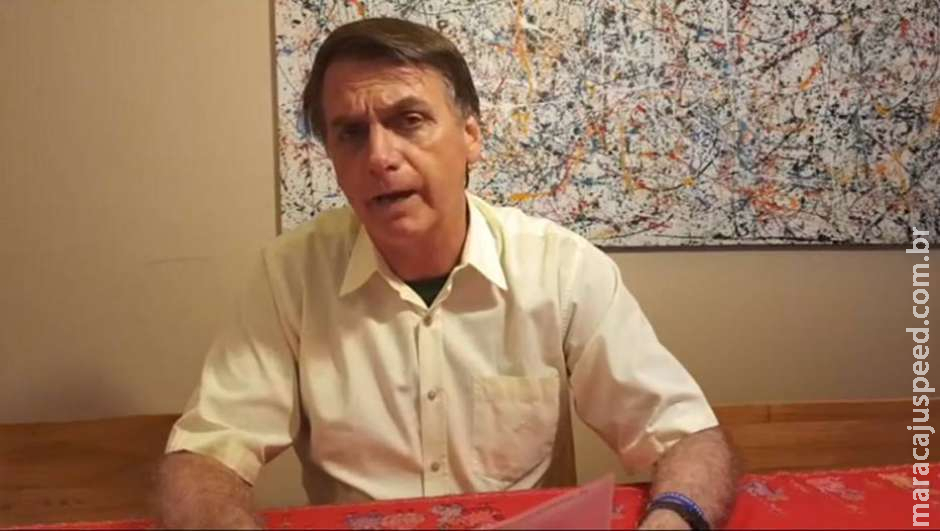 Bolsonaro pretende estender validade de CNH para 10 anos Bolsonaro pretende estender validade de CNH para 10 anos