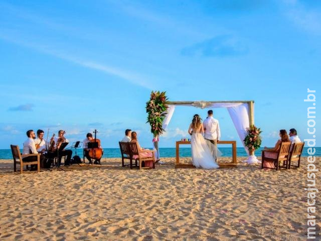 Em casamento especial, pais descobrem que são os únicos convidados dos filhos Em casamento especial, pais descobrem que são os únicos convidados dos filhos