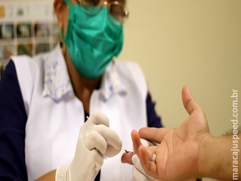 Entenda como são feitos os testes rápidos para HIV no SUS