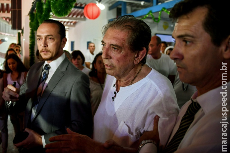 Médium João de Deus reaparece e nega agressões sexuais